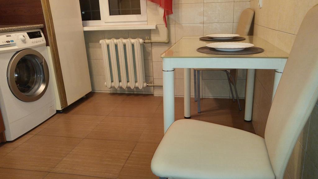 Apartment Near Dnipro Arena Exteriör bild